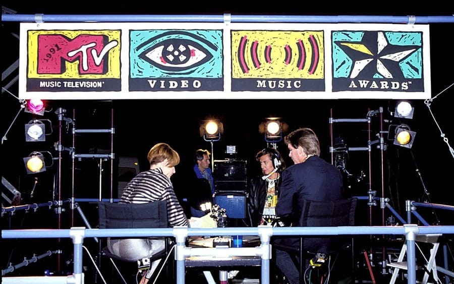 Tabitha Soren and Kurt Loder at the 1991 MTV Video Music Awards in Los Angeles, California