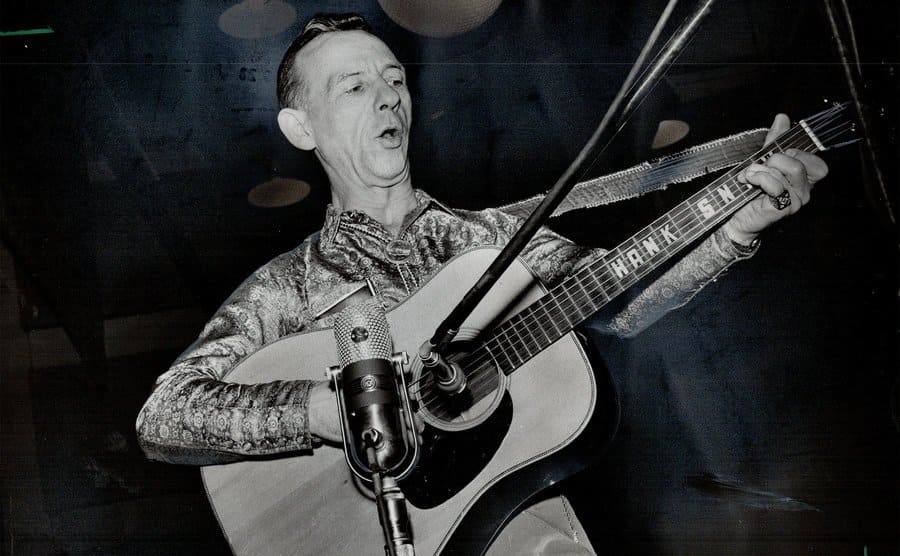 Hank Snow during Toronto taping session.