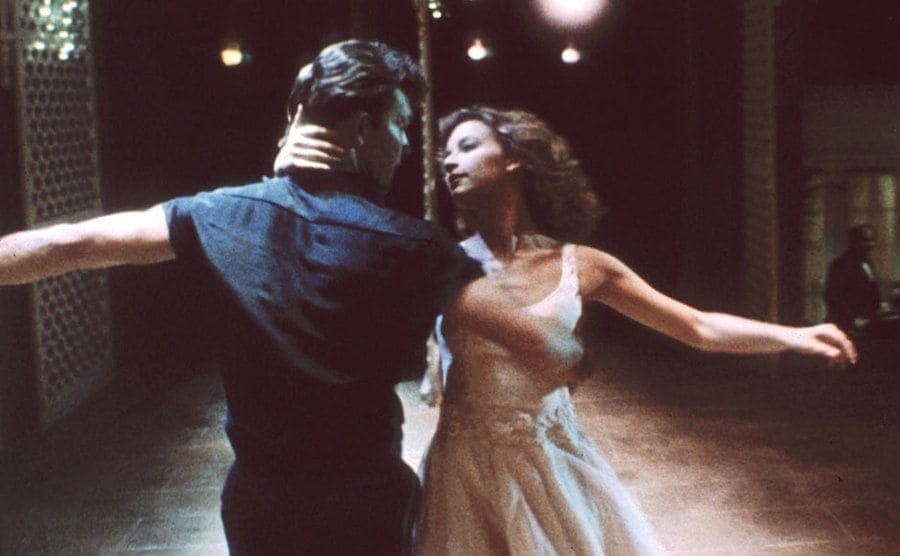 Close up on Jennifer and Patrick in an iconic dancing scene of the movie.
