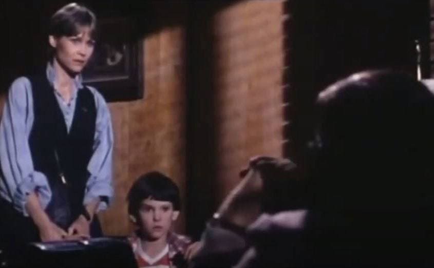 Henry Thomas and Dee Wallace play in a scene with Ford, who is only shown as a silhouette 
