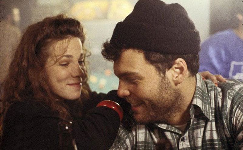 Vincent D’Onofrio and Lili Taylor in a scene from Mystic Pizza. 