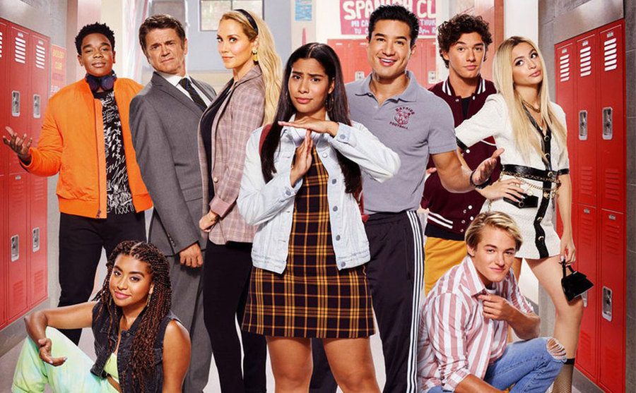 The cast in a publicity shot for the Reboot series.