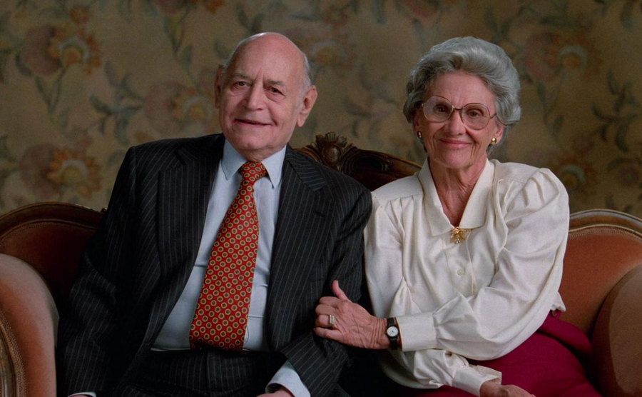 An older couple tells their love story in a scene from When Harry Met Sally.