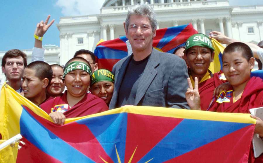 A picture of Gere with Buddhist monks.