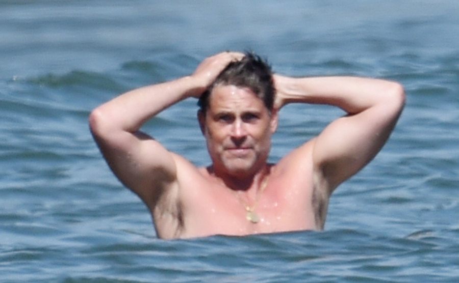 A photo of Rob Lowe at the beach.