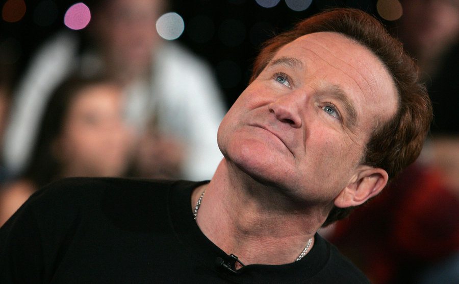 A dated portrait of Robin Williams.